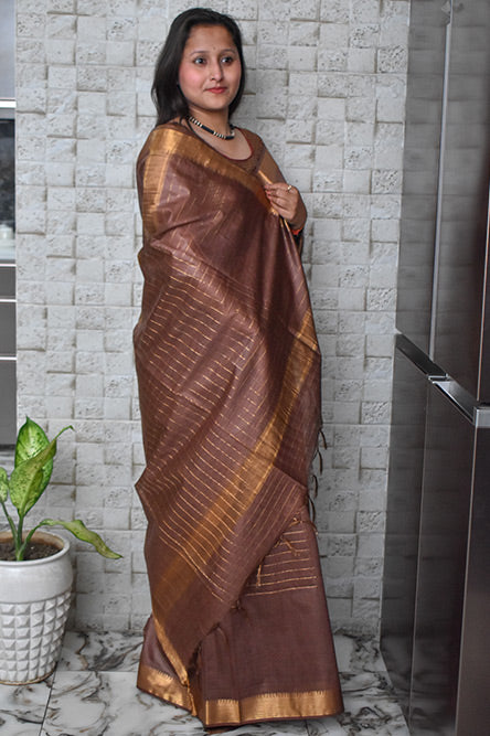 Brown zari woven cheques Maheshwari Saree