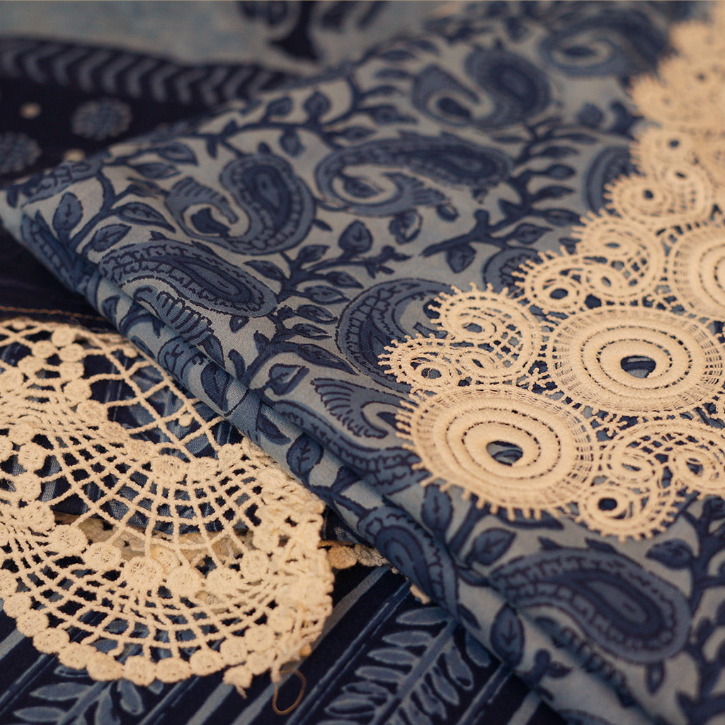 Light Indigo Cotton Suit With Broad Neck Lace