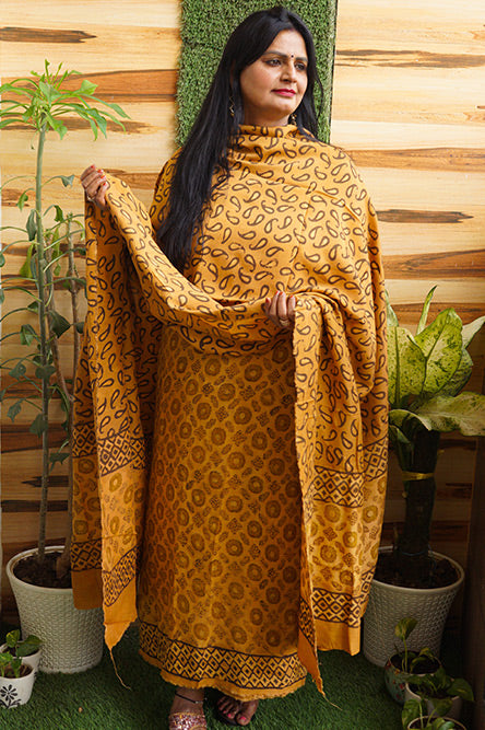 Yellow modal cotton suit with aam butti handblock print
