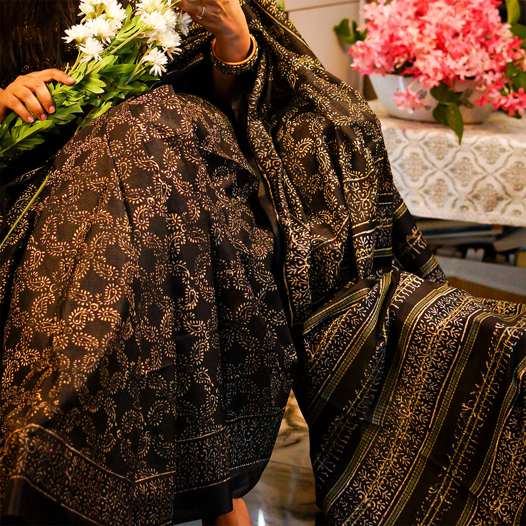 Black and White Cotton Kota Saree