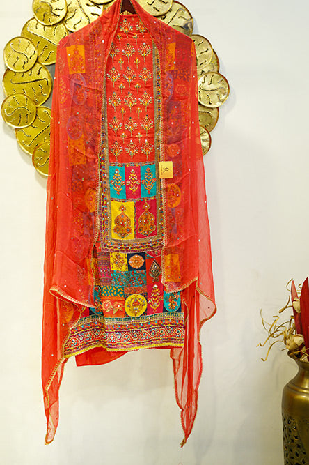 Pink Crepe Suit with Chiffon Dupatta in Sequence Work